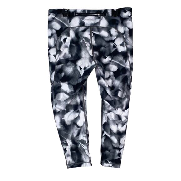 Lululemon Speed Up Alpine Blush Blossom 21" Cropped Leggings SZ 8 - Picture 6 of 13